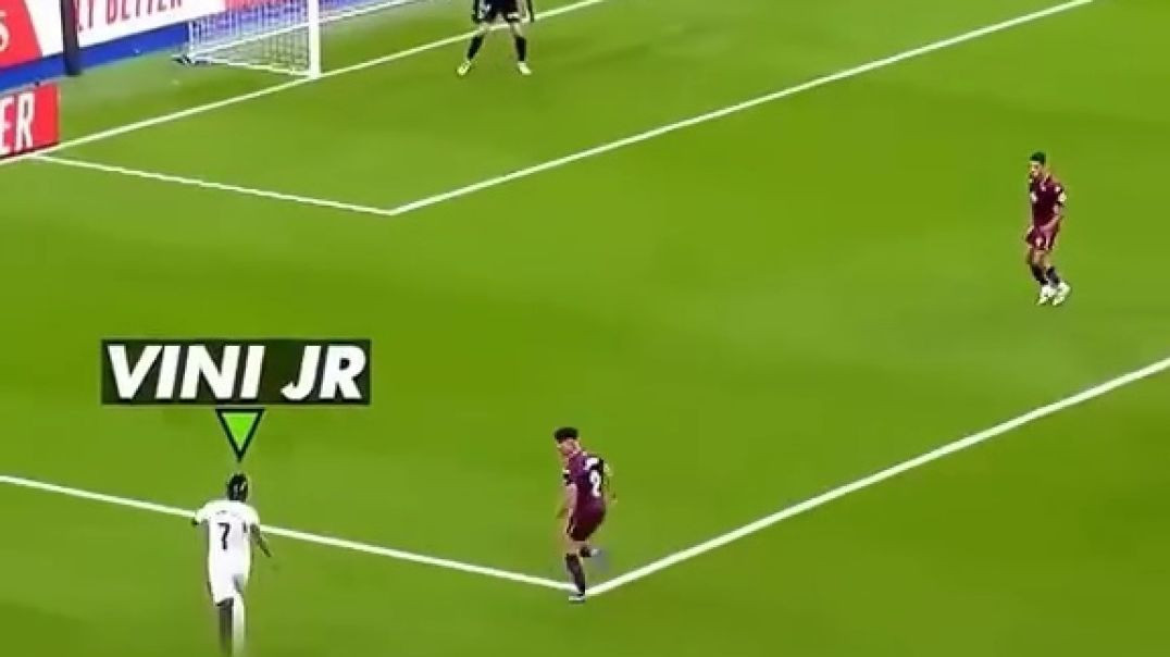 لقطات مثيره من الملاعب بكرة الفدم