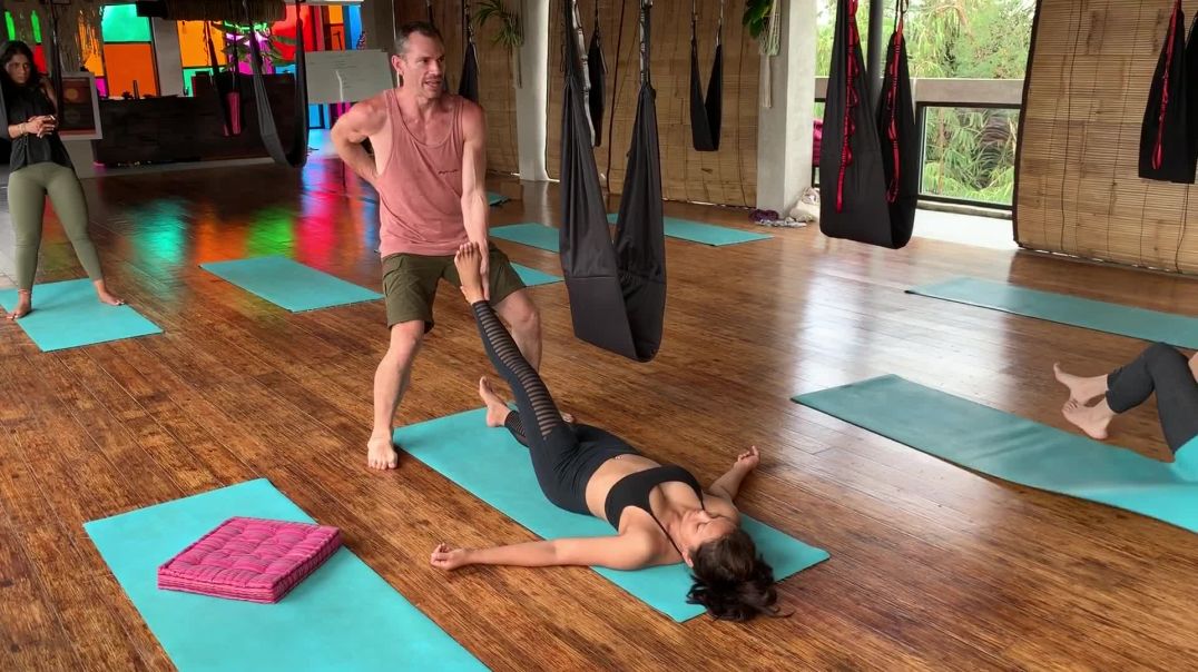 ULU Yoga Aerial Thai Massage Workshop